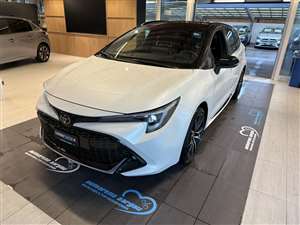 TOYOTA Corolla Touring Sports 2.0 HSD GR Sport e-CVT Automat -32%! thumb image