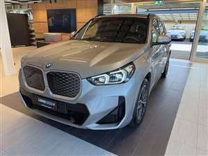 BMW iX1 xDrive 30 M Sport 306PS Automat thumb image