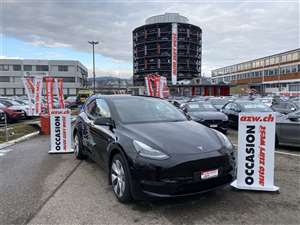 TESLA Model Y Long Range image
