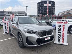 BMW iX1 xDrive 30 M Sport 306PS Automat thumb image
