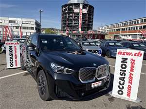 BMW iX1 xDrive 30 M Sport 306PS Automat thumb image