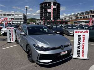 VW Passat Variant 2.0 TDi evo R-Line -42%! 4Motion DSG-Automat thumb image