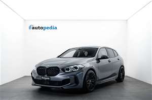 BMW M135i xDrive Performance Steptronic 306PS image